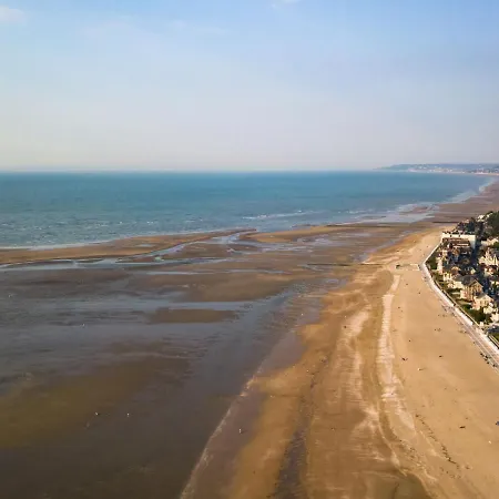 شقة La Bizontine-9 By Interhome *